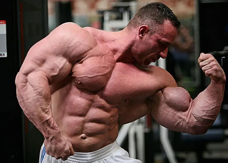 ۷ نکته طلایی درباره جلو بازو چیست و چگونه حجم بگیریم؟